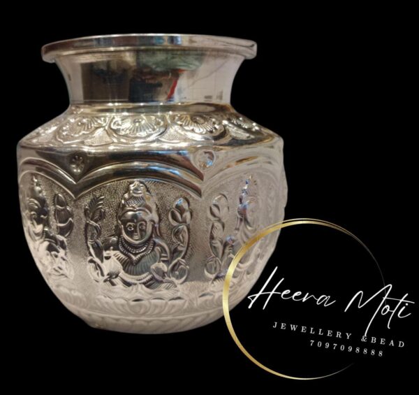 Silver Chambu