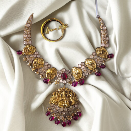 Victorian Necklace-1 Premium gold finish with earrings SHORT NECKLACE